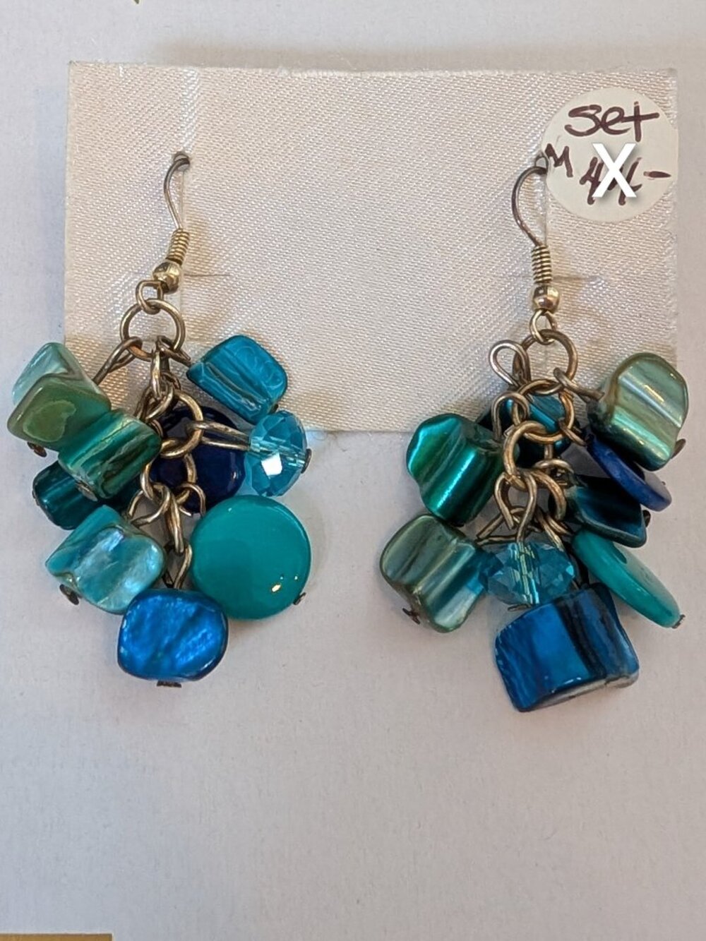 NWT Multicolor Ocean Blue and Green Beaded Statement Drop Earrings